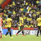 Anthony Bedoya, defensa de Barcelona, realizó una polémica adaptación en Tik Tok.