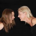 La clave para el acercamiento es utilizar algún tema de interés de tu hijo.