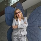 Tiene un título en Lenguas Modernas, una certificación en Manejo de Empresas sin fines de lucro, y otra en Artes en la Educación.