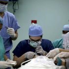 Según las autoridades, la atención de médicos, enfermeras y personal médico será prioridad en las casas de salud.