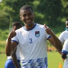 Frickson Erazo, defensa de 9 de Octubre, se muestra optimista del futuro con esta casaquilla.