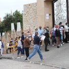 Larga espera. En el cementerio Jardines de Esperanza ayer hubo 90 solicitudes, pero la capacidad máxima de entierros por día es de 42. Hay quienes tienen hasta cuatro días esperando.