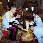 El soberano tailandés lleva una vida de playboy, muy alejado de sus deberes reales.