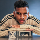 El brasileño Rodrygo, delantero del Real Madrid, se llevó el premio NxGn 2020, al mejor futbolista juvenil.