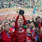 La canción You"ll Never Walk Alone es coreada por los hinchas del Liverpool.

 FBL-QAT-FIFA-CLUB-WORLD-CUP-LIVERPOOL-FLAMENGO