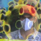 Las cifras revelan un aumento exponencial en ambos casos, ya que hasta la víspera se habían registrado 240 muertes y 6.836 casos, lo que llevó al Ministerio de Salud a redoblar su llamamiento en favor de una restricción "máxima" del contacto entre personas, a pesar de las críticas del presidente Jair Bolsonaro a medidas de ese tipo. EFE/ Joédson Alves/Archivo