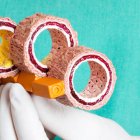 En la gráfica se simula cómo ocurre la acumulación de grasa en las arterias.