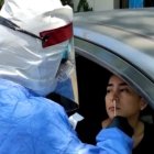 Se toma la muestra y los resultados están listos en 4 horas.