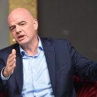 Gianni Infantino, presidente de la FIFA, señaló que sería irresponsable obligar a las competiciones a reanudar si las cosas no están 100 % seguras.