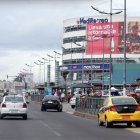 La capital retoma la normalidad en varios sectores pese a la emergencia sanitaria