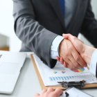 Serán los directores provinciales, bajo la supervisión del Director General del Consejo de la Judicatura, los encargados de establecer los horarios de atención.