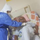 Personal del Ministerio de Salud acudió a revisar a los adultos mayores.