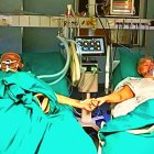 La enfermera Roberta Ferretti grabó las imágenes de amor en tiempos de coronavirus.