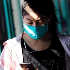 Hasta ahora se cree que el coronavirus no afecta de la misma manera a jóvenes y adultos.