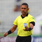 Guillermo Guerrero, árbitro ecuatoriano, que busca llegar al Mundial Catar 2022.