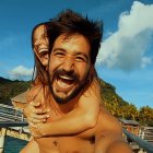 La pareja tiene más de 3 años de relación.