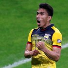 El atacante ecuatoriano, Ángel Mena, perdió a un familiar durante esta cuarentena.