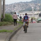 Medida. Líderes de clubes de ciclistas aseguran que por la pandemia muchas personas optan por utilizar la bicicleta.