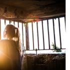 Tomar sol desde un balcón o ventanal amplio es de gran ayuda en época de confinamiento.