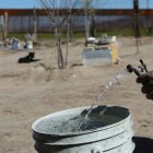 Recolección de agua en Anapra, una zona con un alto estrés hídrico al norte de México.