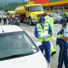 Operativo de control de placas y de salvoconductos en Guayaquil.