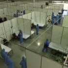 180 profesionales de la salud atenderán a los infectados y vivirán allí.