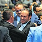 Poco tiempo duró la unidad de la Ecuafútbol. Francisco Egas (c) perdió el respaldo del directorio.