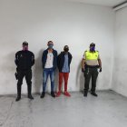 En el sector de Pifo fueron detenidos dos ciudadanos venezolanos sospechosos de herir y robar a un ciudadano