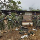 Miembros de Fuerzas Armadas encontraron tres campamentos utilizados por posibles disidentes de grupos ilegales.