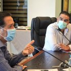 Reunión. Este 28 de abril en la UEES hubo una reunión entre el alcalde del cantón y los médicos del cantón y representantes del COE cantonal.