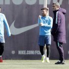 Los entrenamientos que el equipo azulgrana realizan regularmente en la Ciudad Deportiva Joan Gamper, en Sant Joan Despí, se espera retomarlos el jueves o viernes.