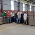 Labor. Beneficiarios del Refugio RESA elaboraron ataúdes en conjunto con la empresa privada.