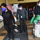 Supermercados del país han adoptado medidas de prevención para sus clientes.