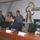 La fiscal Diana Salazar (i) en un acto convocado por el Consejo de la Judicatura.