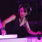 María José Pino es conocida en el mundo de los raves como DJ Chincha, su apodo de infancia.