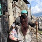 Entidades municipales y gubernamentales entregan alimentos a personas de escasos recursos