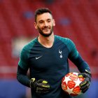 Hugo Lloris decidió pagar 18.000 dólares para tener un perro que le de seguridad personal.