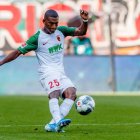 Carlos Gruezo, volante ecuatoriano del Augsburgo, volverá al campo el 16 de mayo.