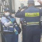 Agentes de tránsito que atendideron el caso. Foto tomada por la afectada.