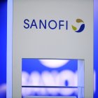 (FILES) This file photo taken on November 18, 2016 shows the logo of French multinational pharmaceutical company Sanofi for which French government warned on May 14, 2020 that it would be "unacceptable" to reserve any COVID-19 vaccine for the United States first, after the firm"s chief said he would give preference to the American market. - Sanofi"s British CEO Paul Hudson said on May 13 that if its efforts to find a vaccine pan out, he would supply the US government first because "it"s invested in taking the risk," after it expanded a partnership with his company earlier this year. (Photo by ERIC PIERMONT / AFP)