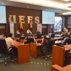 Sesión. El COE cantonal de Samborondón decidió cambiar de color de semáforo.