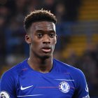 Callum Hudson-Odoi, jugador del Chelsea, fue detenido y liberado bajo fianza tras la acusación.