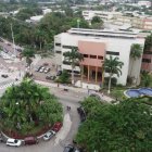 La Universidad de Guayaquil es la más grande del país, con 70.000 estudiantes matriculados.