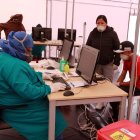 La atención médica se satura en el hospital del IESS en el sur