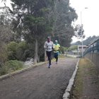 La marchista Johana Ordóñez sale bien temprano en la mañana para entrenar en las calles cercanas a su hogar.