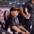 El entrenador de Gimnasia y Esgrima de la Plata habla de los pobres, pero guarda aislamiento en un lujoso departamento en Buenos Aires.