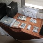 Parte de las investigaciones en casos de corrupción implican allanamientos en donde se decomisan dinero, computadoras y otras que representan evidencia.