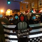 Los cargos fueron revelados poco después del anuncio del arresto de Chauvin.