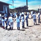 Alumnos de la escuela Misael Nastacua de la comunidad de La Unión, Esmeraldas