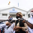 La alcaldesa Cynthia Viteri, durante la inauguración del nuevo hospital.